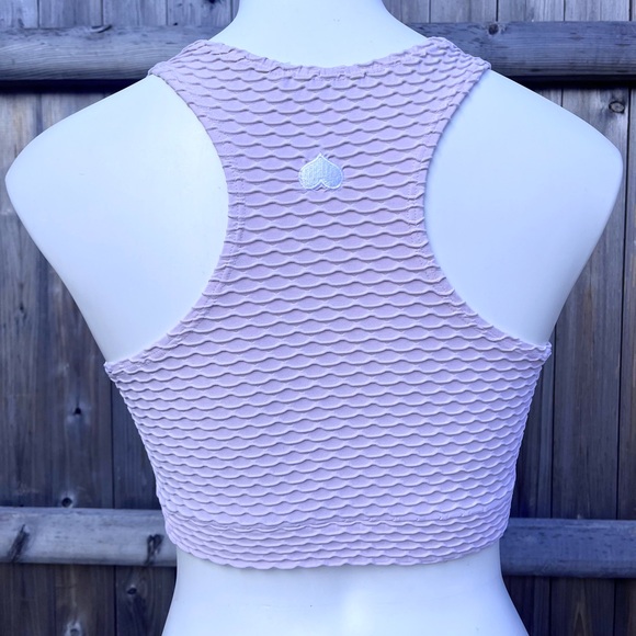 Booty by Brabants Light Pink Signature Scalloped Texture Racerback Sports Bra - Picture 3 of 3